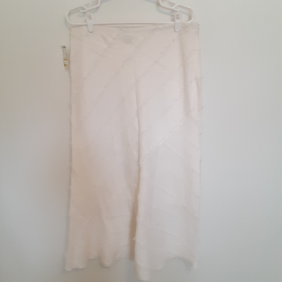 NWT LENA GABRIELLE LINEN BLEND SKIRT - Picture 5 of 10